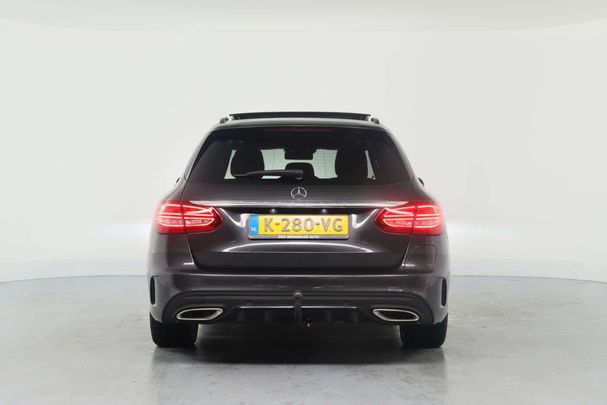 Mercedes-Benz C 300 e T AMG 235 kW image number 5