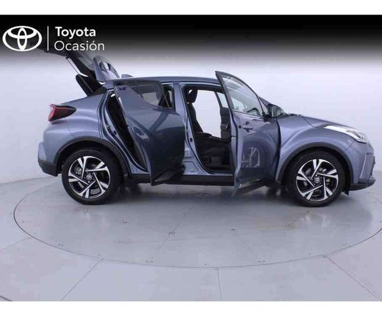 Toyota C-HR 90 kW image number 30