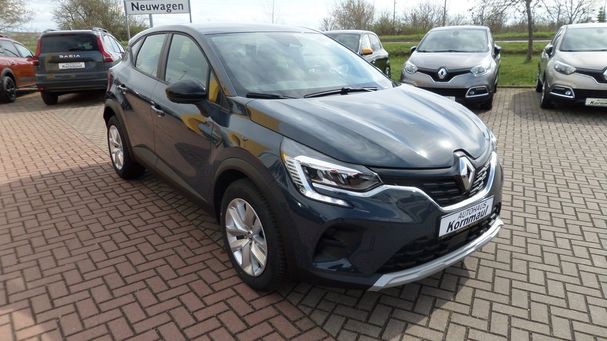 Renault Captur TCe 90 Equilibre 67 kW image number 2