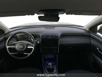 Car image 10