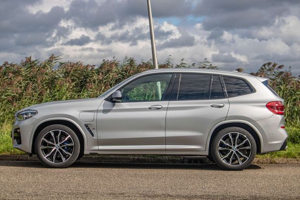 BMW X3 xDrive30e M Sport 215 kW image number 14