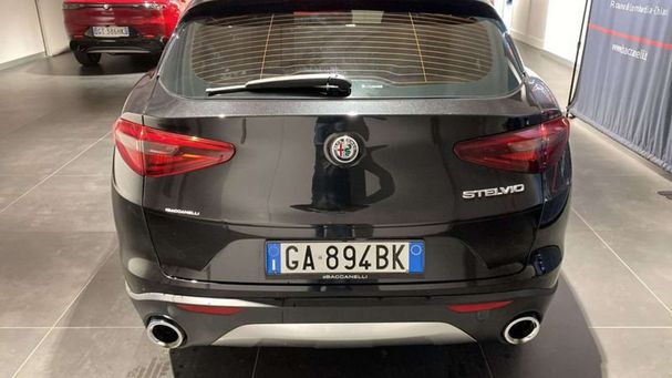 Alfa Romeo Stelvio 2.2 Diesel AT8 Business 118 kW image number 4