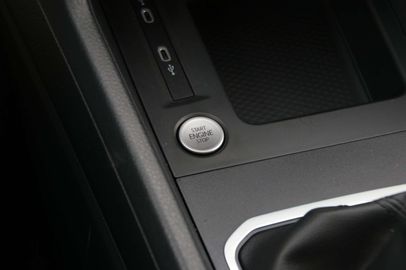 Car image 36