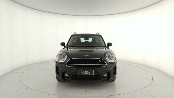 Mini Cooper SE Countryman ALL4 162 kW image number 2