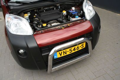 Car image 23