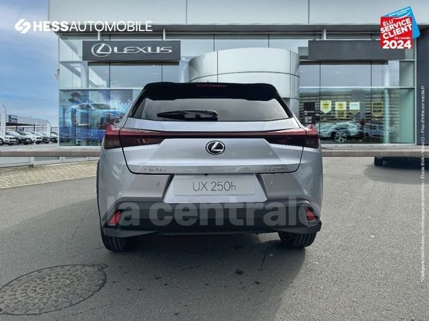 Lexus UX 135 kW image number 6