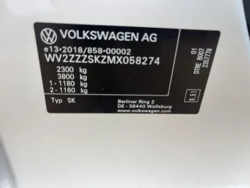 Car image 39