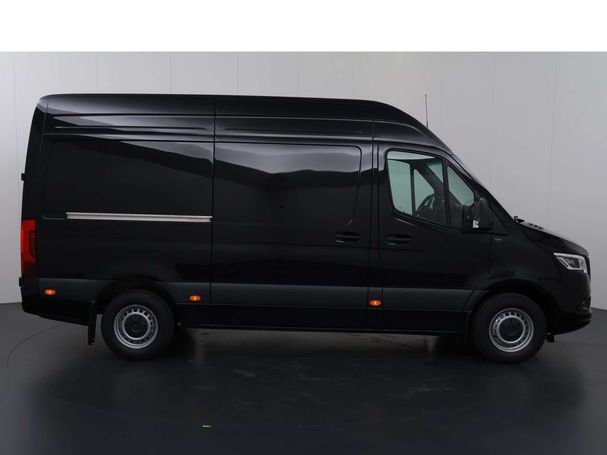 Mercedes-Benz Sprinter 319 RWD 140 kW image number 3