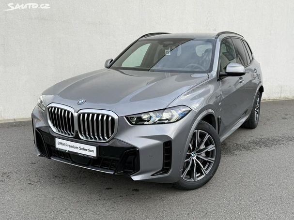 BMW X5 50e xDrive 360 kW image number 1