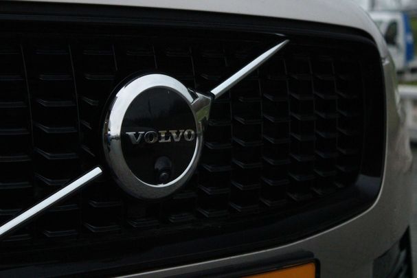 Volvo XC90 T8 Recharge AWD 335 kW image number 6