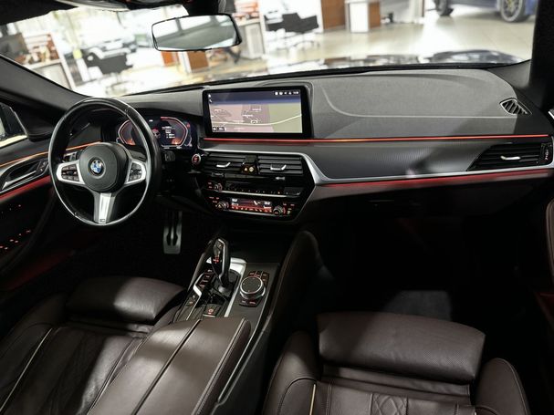 BMW 540i Touring xDrive 250 kW image number 39