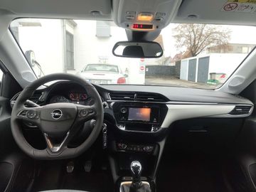 Car image 10