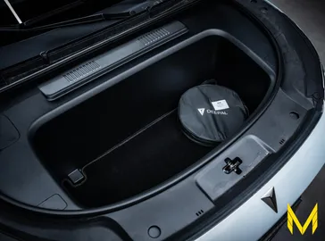 Car image 30