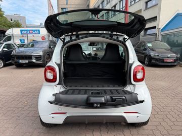 Car image 33