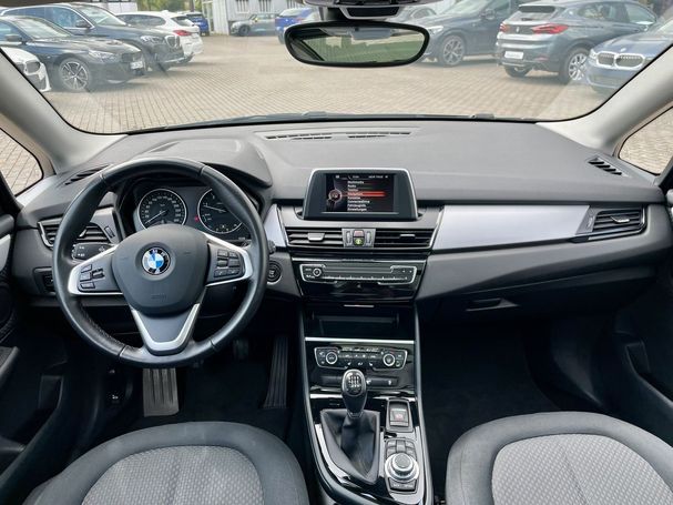 BMW 218d Active Tourer Advantage 110 kW image number 12