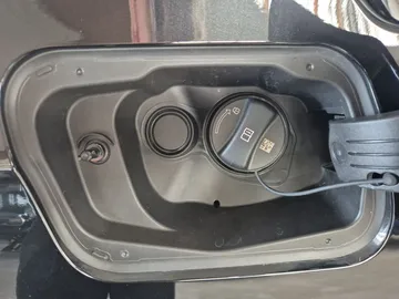 Car image 39