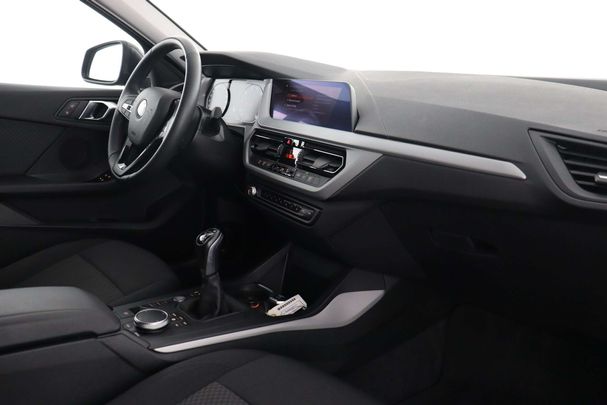 BMW 118i 104 kW image number 11