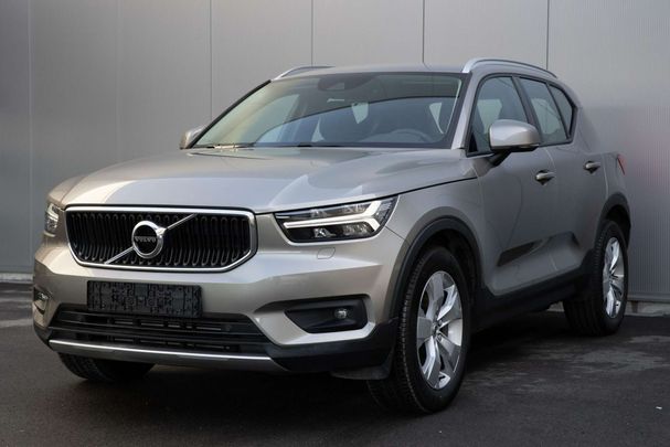 Volvo XC40 T2 Momentum 95 kW image number 1