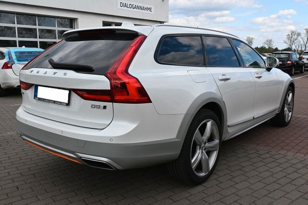 Volvo V90 Cross Country D5 AWD 173 kW image number 6