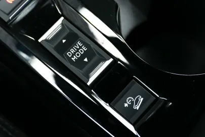 Car image 34