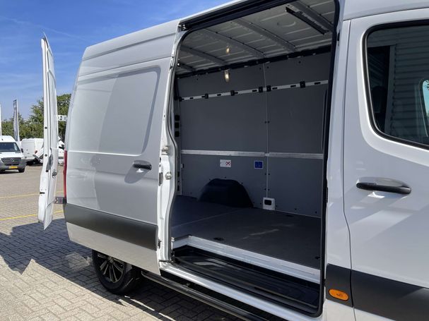 Mercedes-Benz Sprinter 317 CDI 125 kW image number 15