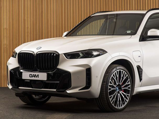 BMW X5 50e xDrive 360 kW image number 9