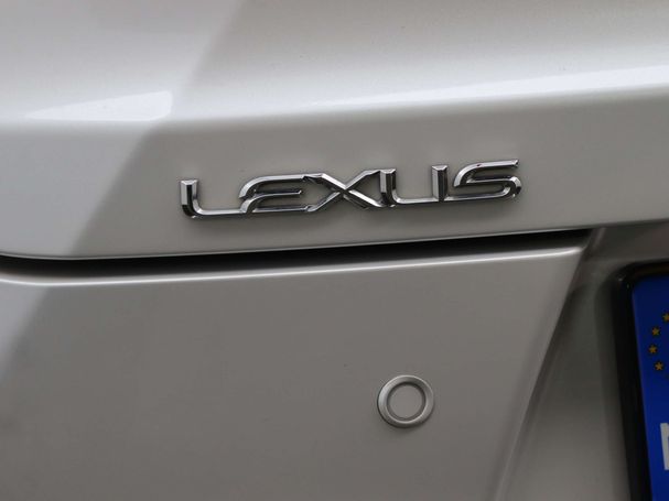 Lexus UX 300e 150 kW image number 38