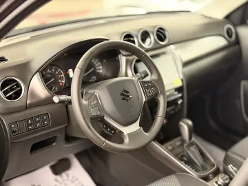 Car image 22