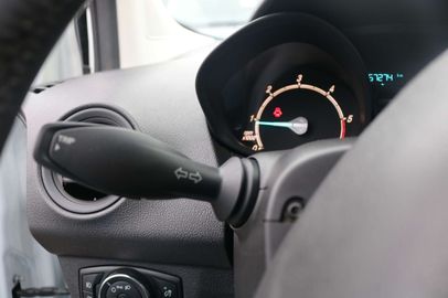 Car image 24