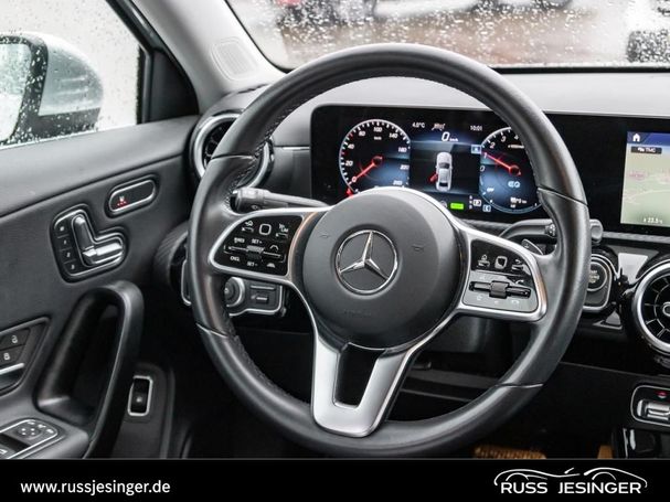 Mercedes-Benz A 250 e 160 kW image number 10