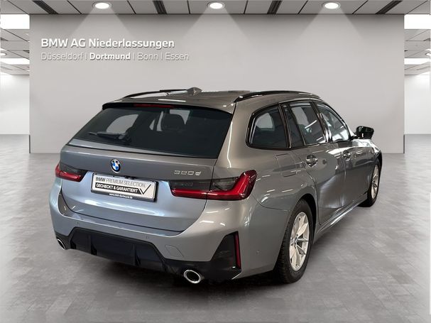 BMW 320d Touring M Sport 140 kW image number 2