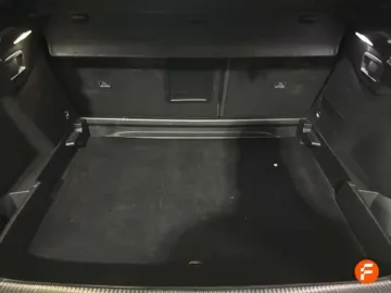 Car image 35