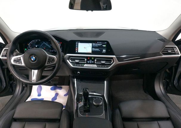 BMW 330i Touring xDrive 190 kW image number 7