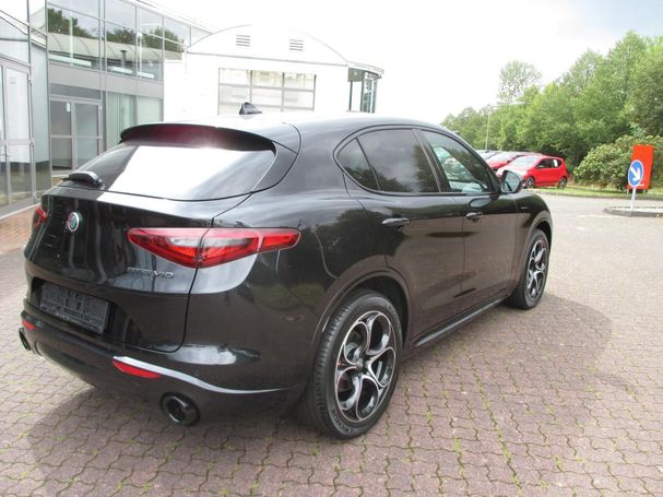 Alfa Romeo Stelvio 2.2 Diesel 16V AT8 Q4 154 kW image number 4