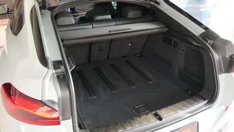 Car image 49