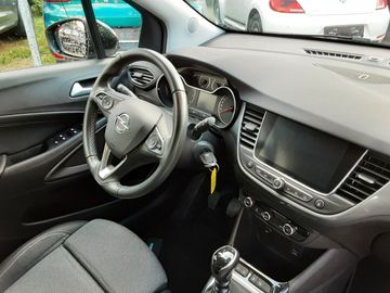 Car image 18
