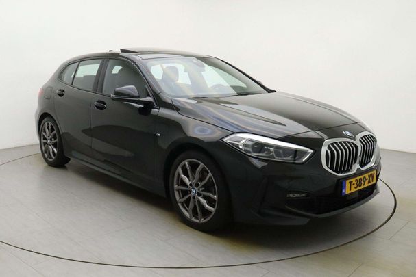 BMW 118i M Sport 100 kW image number 2