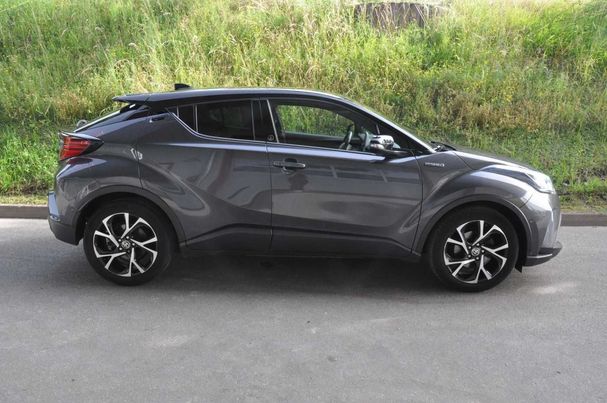 Toyota C-HR 2.0 Hybrid 135 kW image number 2