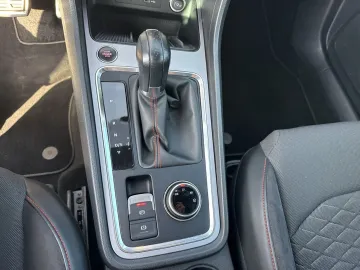 Car image 46