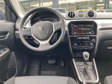 Car image 14