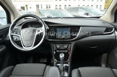 Car image 10