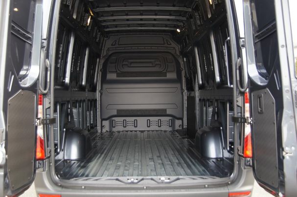 Mercedes-Benz Sprinter 319 CDI 140 kW image number 25