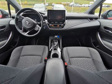 Car image 15