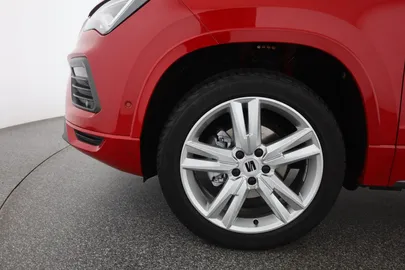 Car image 30