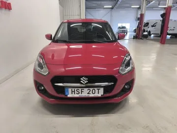 Car image 3
