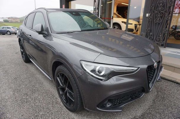 Alfa Romeo Stelvio 2.2 AT8 Q4 154 kW image number 1