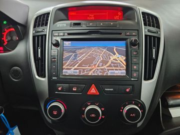 Car image 26