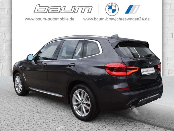 BMW X3 xDrive30i Luxury Line 185 kW image number 3