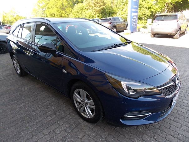 Opel Astra 1.2 Turbo Sports Tourer Edition 81 kW image number 2