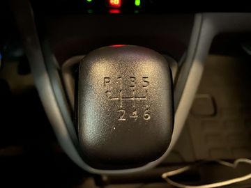 Car image 25